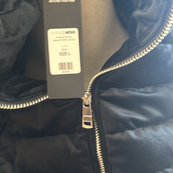 BRAND NEW Fashion Nova NWT Large Velour Puffer Jacket - Black - Picture 4 of 9